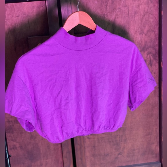 nwot purple crop top from alo - Picture 2 of 3